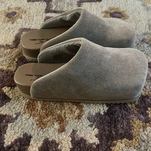 YUME YUME Truck Slide, brand new with box, size 39